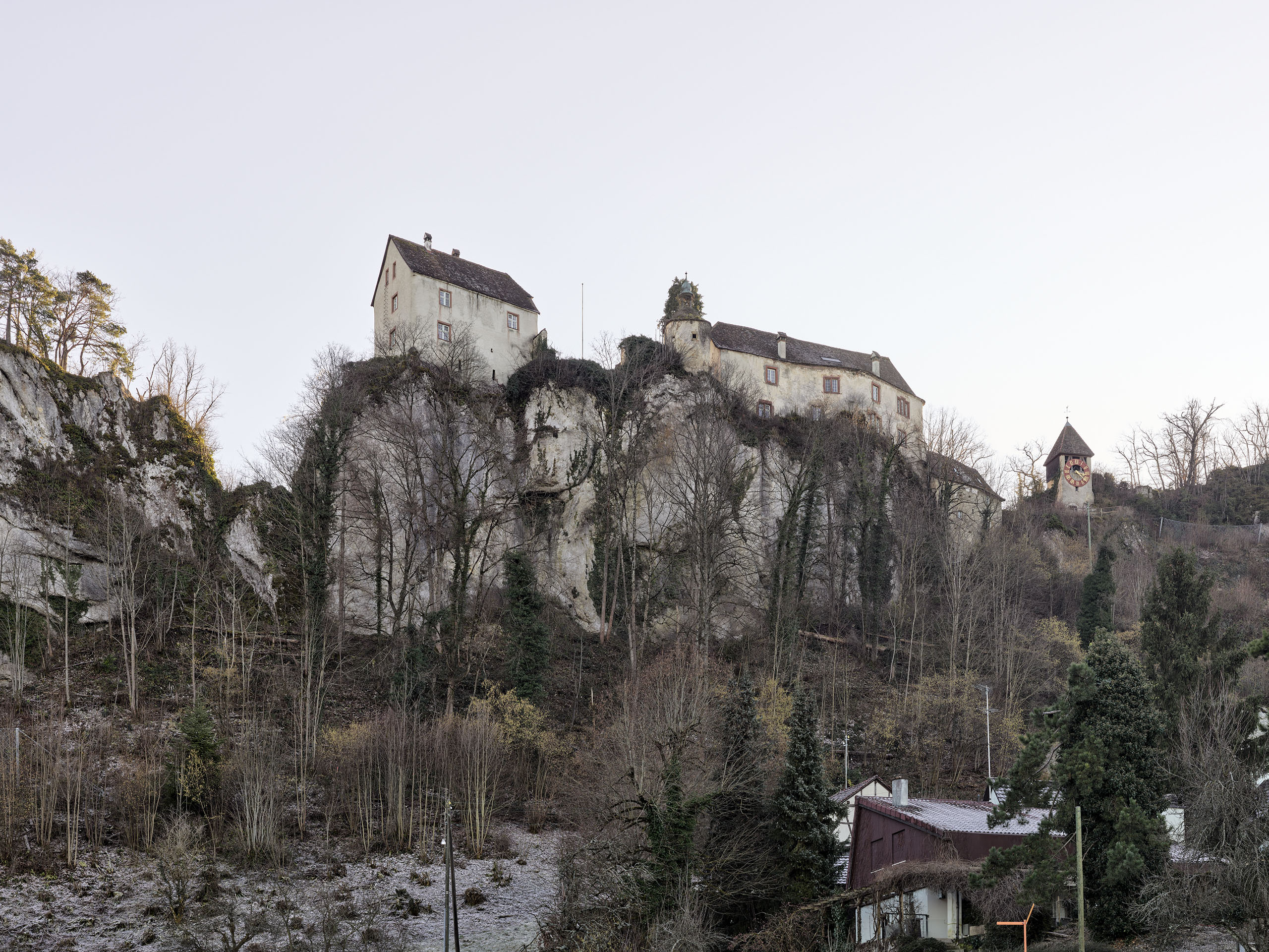 E17644 BU12 AIQ4 006811